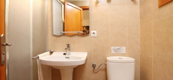 mar_-_bathroom_2-1_2400x1600.jpg Villas in Spain