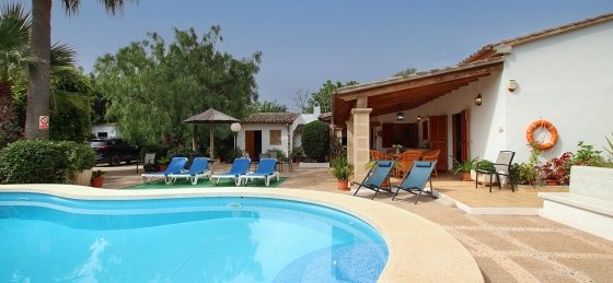 mar_-_swimming_pool_03_2400x1600.jpg Holiday home in Pollensa villa booking