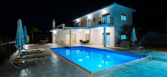 Villa in Coral Bay to rent