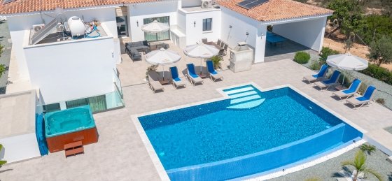 va-99.jpg Book a villa in Coral Bay