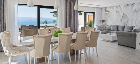 Book a villa holiday in Omis