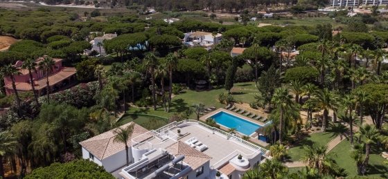 Book a villa holiday in Algarve
